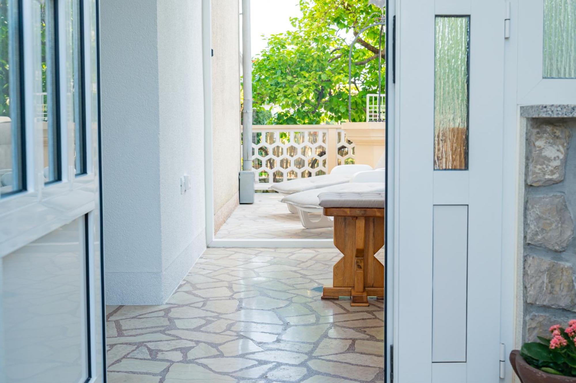 Apartmani Cimerman Krk Town Exterior foto